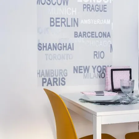Iris Central Apartment In A Pedestrian Zone Apartment